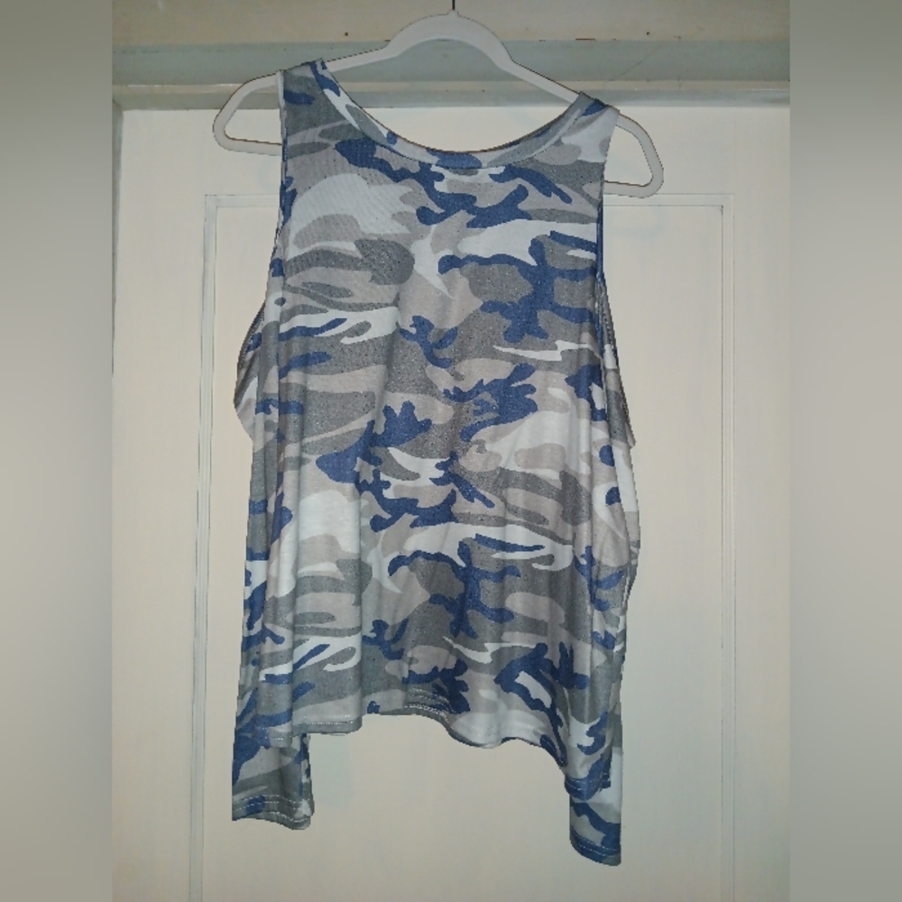Blue and Gray Camouflage Women's Long Sleeve Cold Shoulder Top Size XL